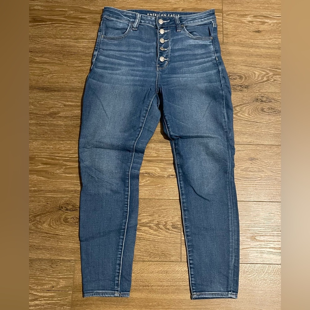 American Eagle Outfitters High-Rise jegging